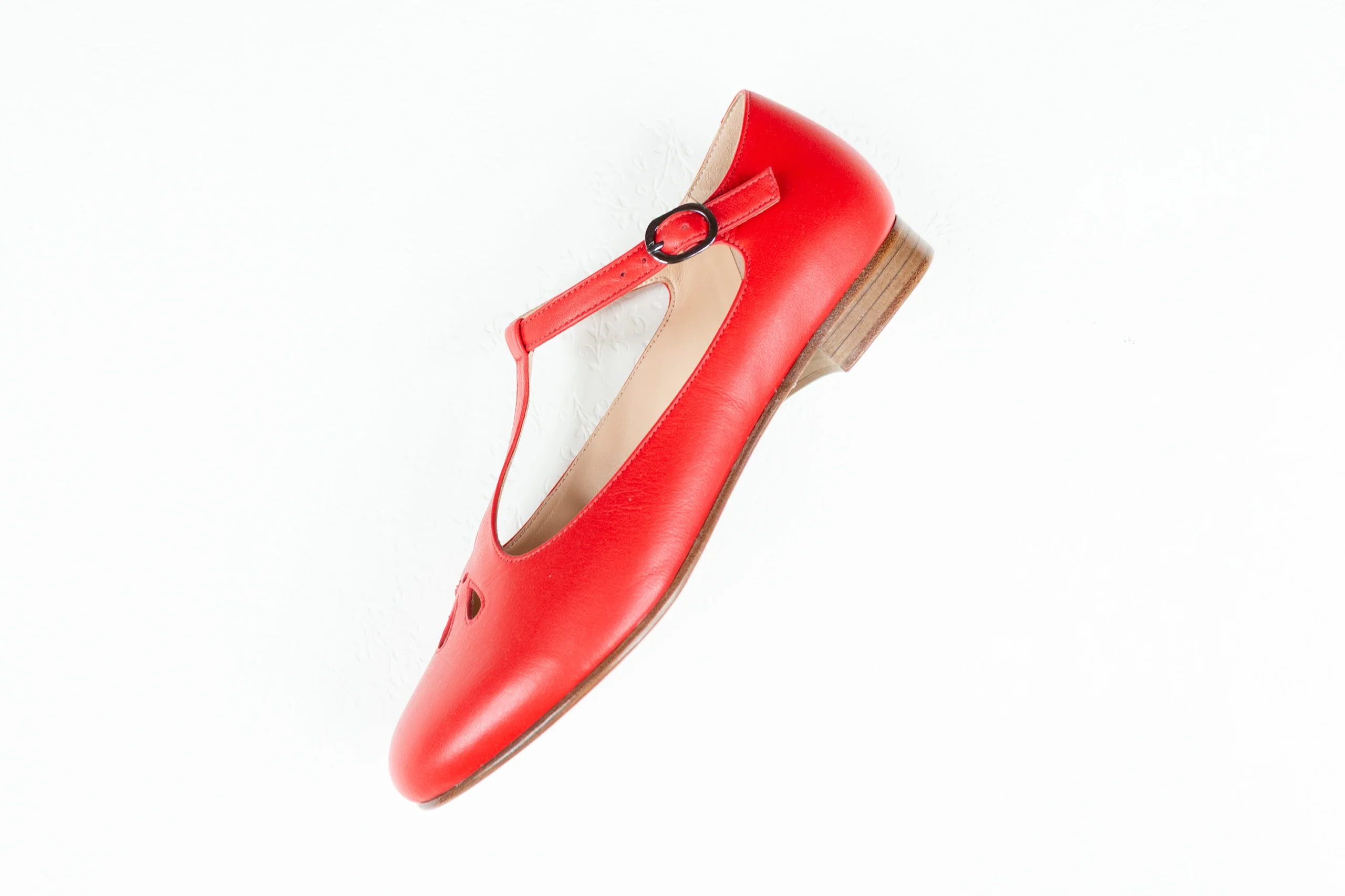 dreamy red flat 2