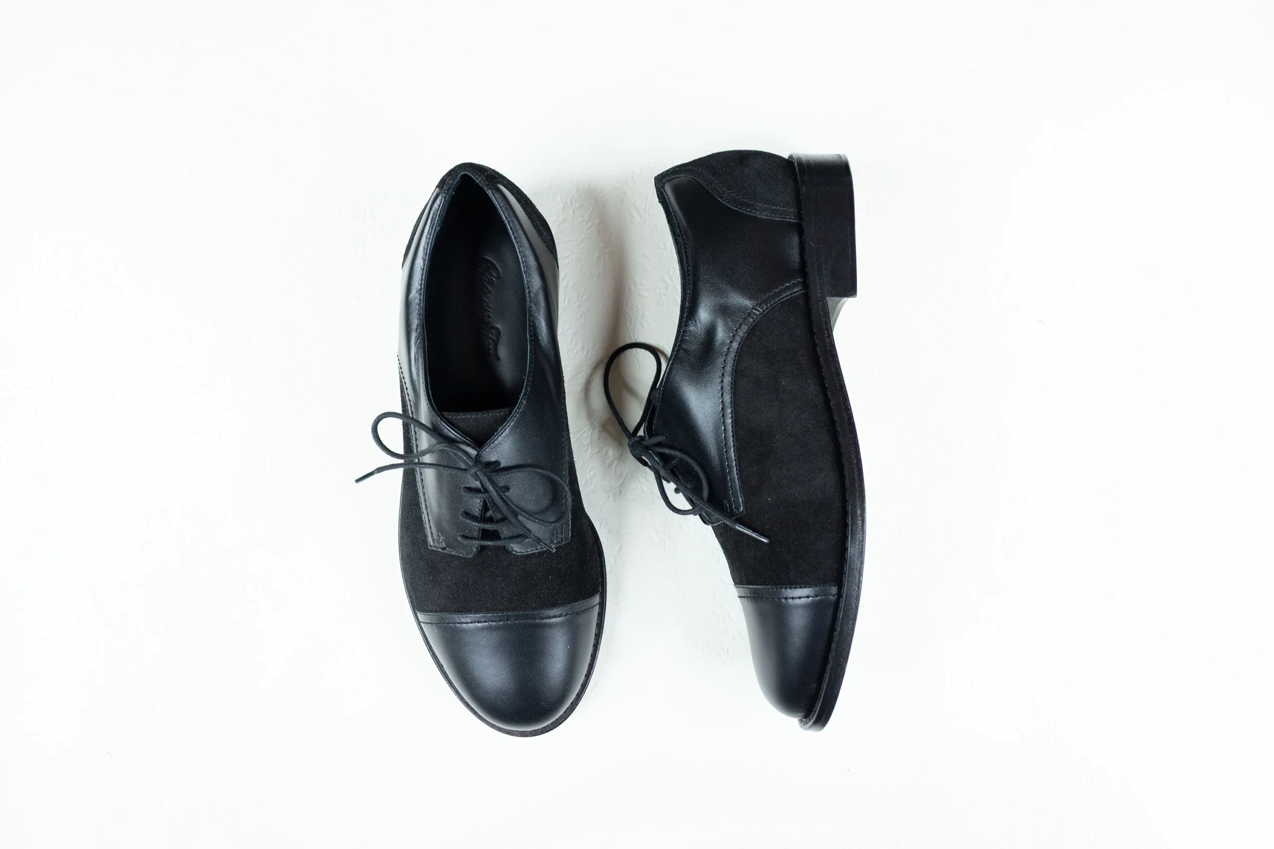 sleek all black 2